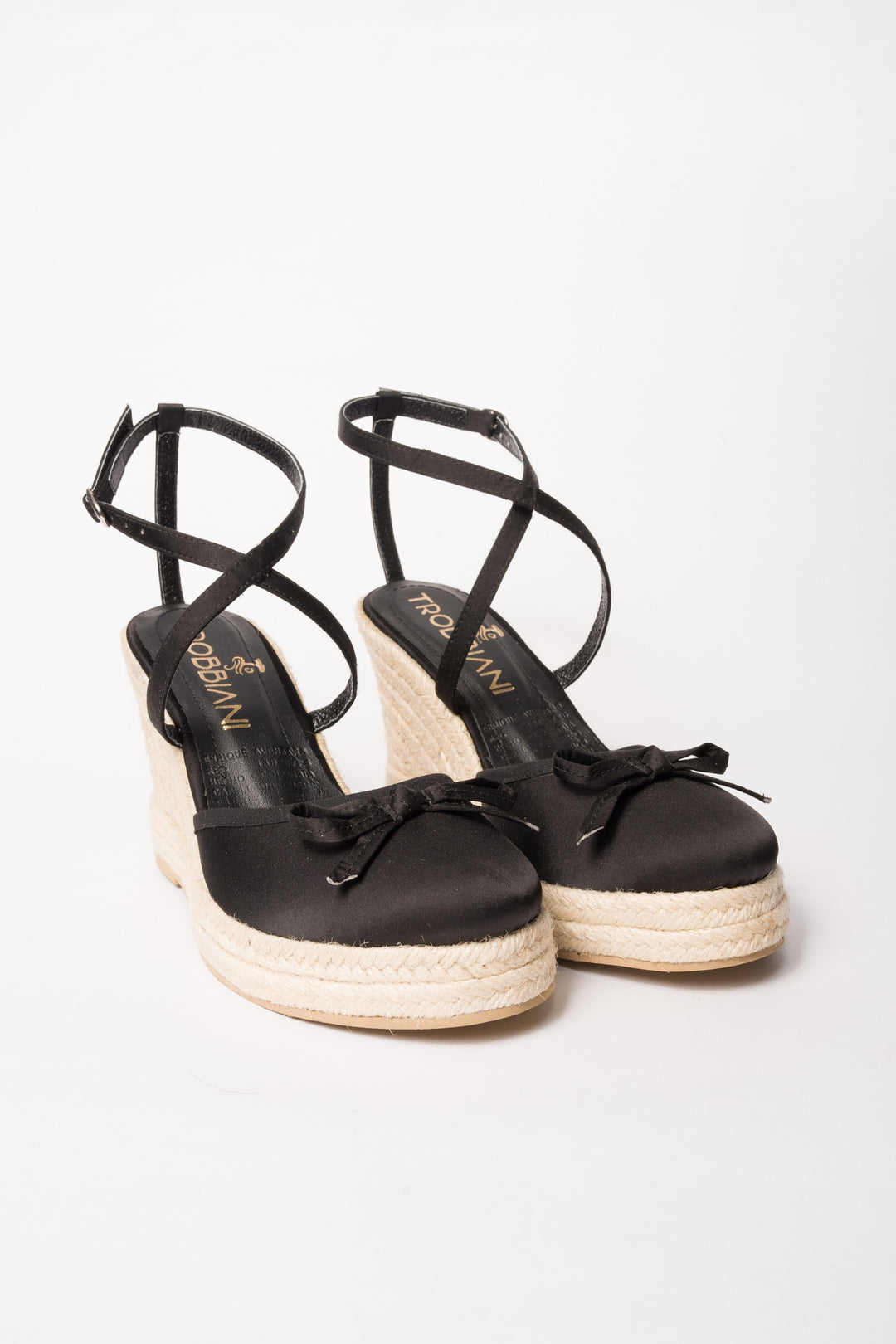 Plataformas satinadas luxury - negras para mujer - TROBBIANI Colombia